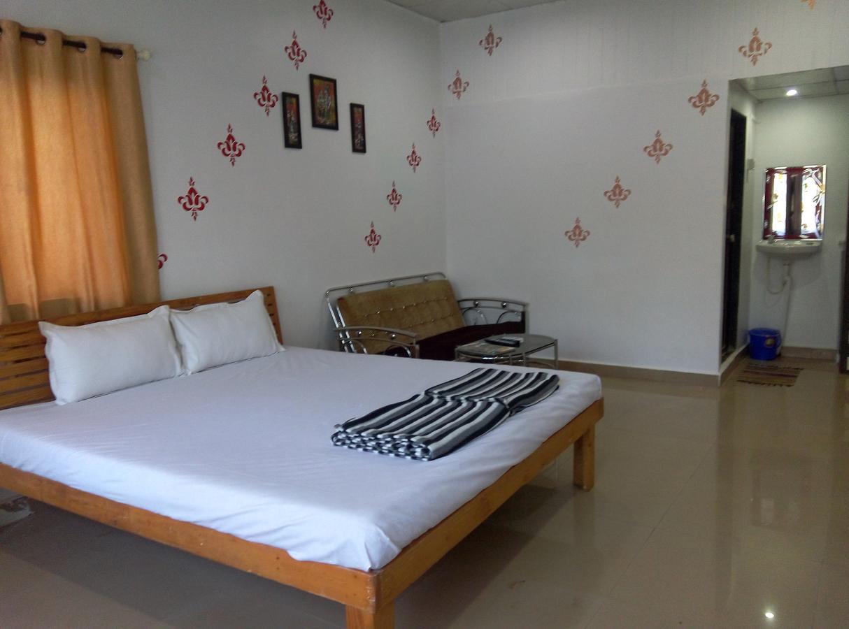 Harihareshwar Om Shree Bed And Breakfast المظهر الخارجي الصورة