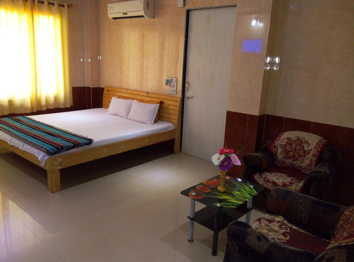 Harihareshwar Om Shree Bed And Breakfast المظهر الخارجي الصورة
